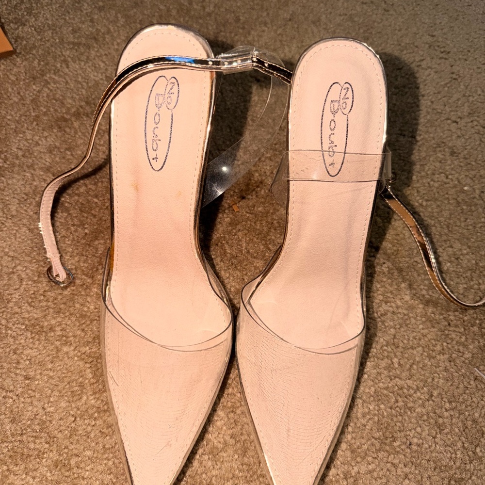Women's Cream Heels